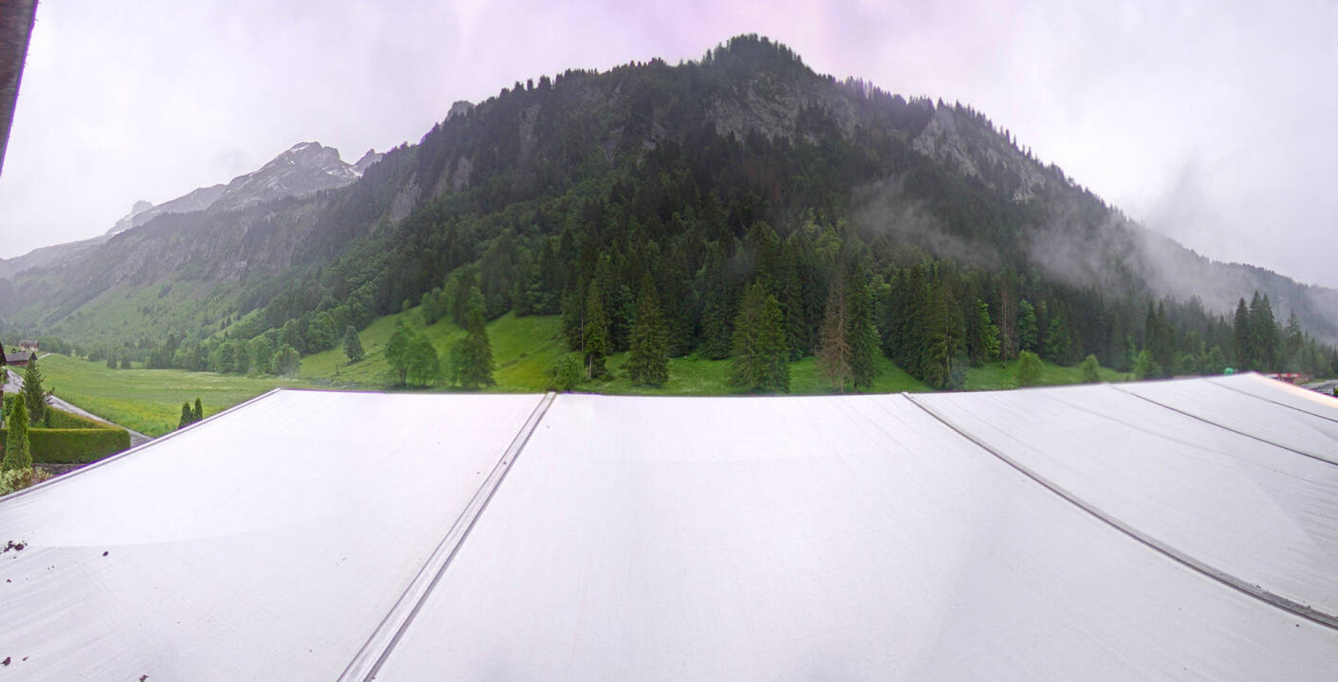 Webcam Le Grand-Bornand - Auberge Nordique Lormay - 1200 m